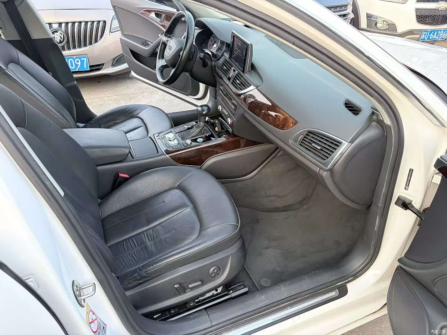 Audi A6L, 2015 6