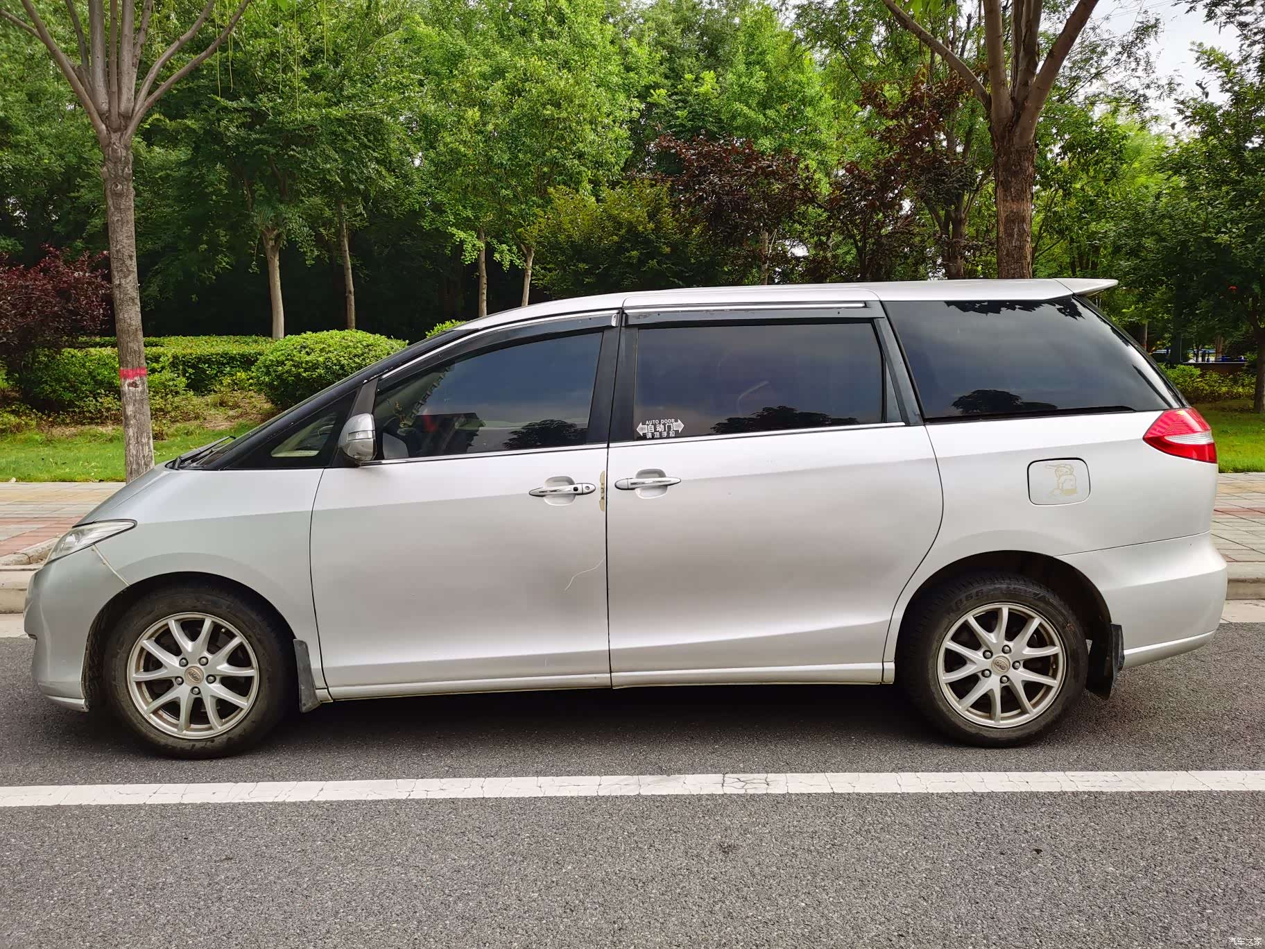 BYD M6, 2015 3