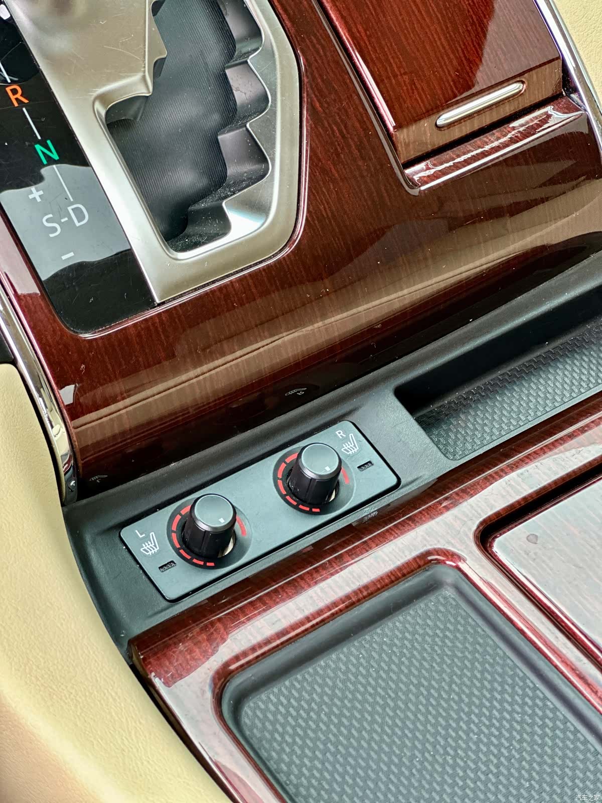 Toyota Alphard, 2016 37