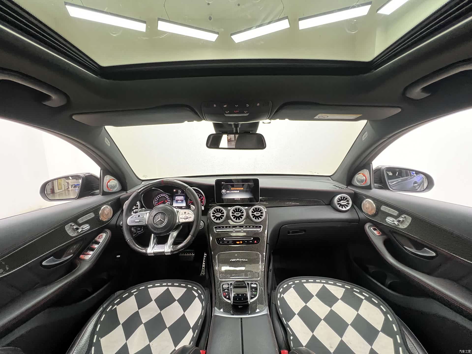 Mercedes-Benz GLC, 2019 21