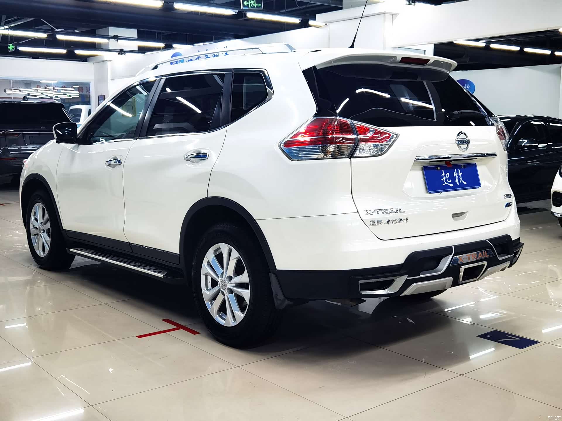Nissan X-Trail, 2016 все фото