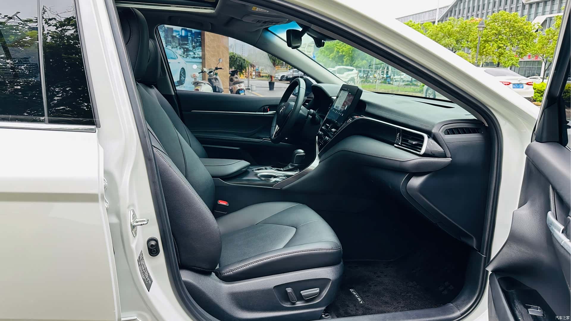 Toyota Camry, 2022 17