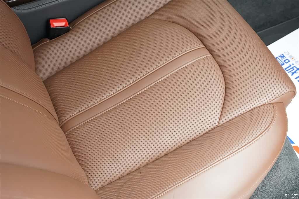 Audi A8L, 2014 26