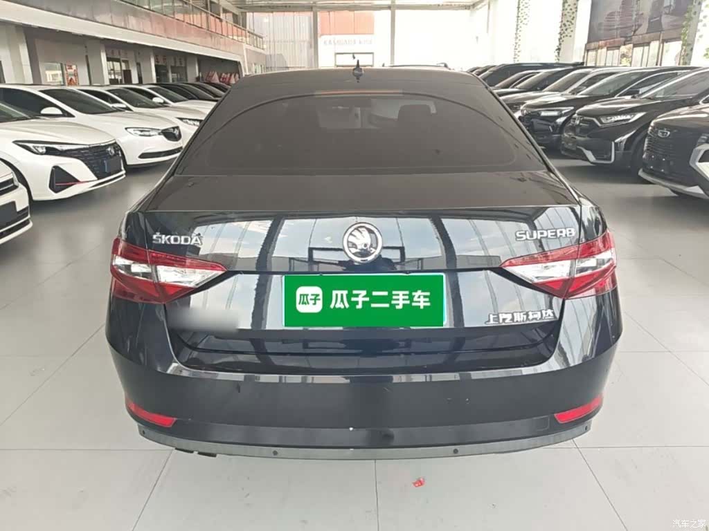 Skoda Superb, 2018 6
