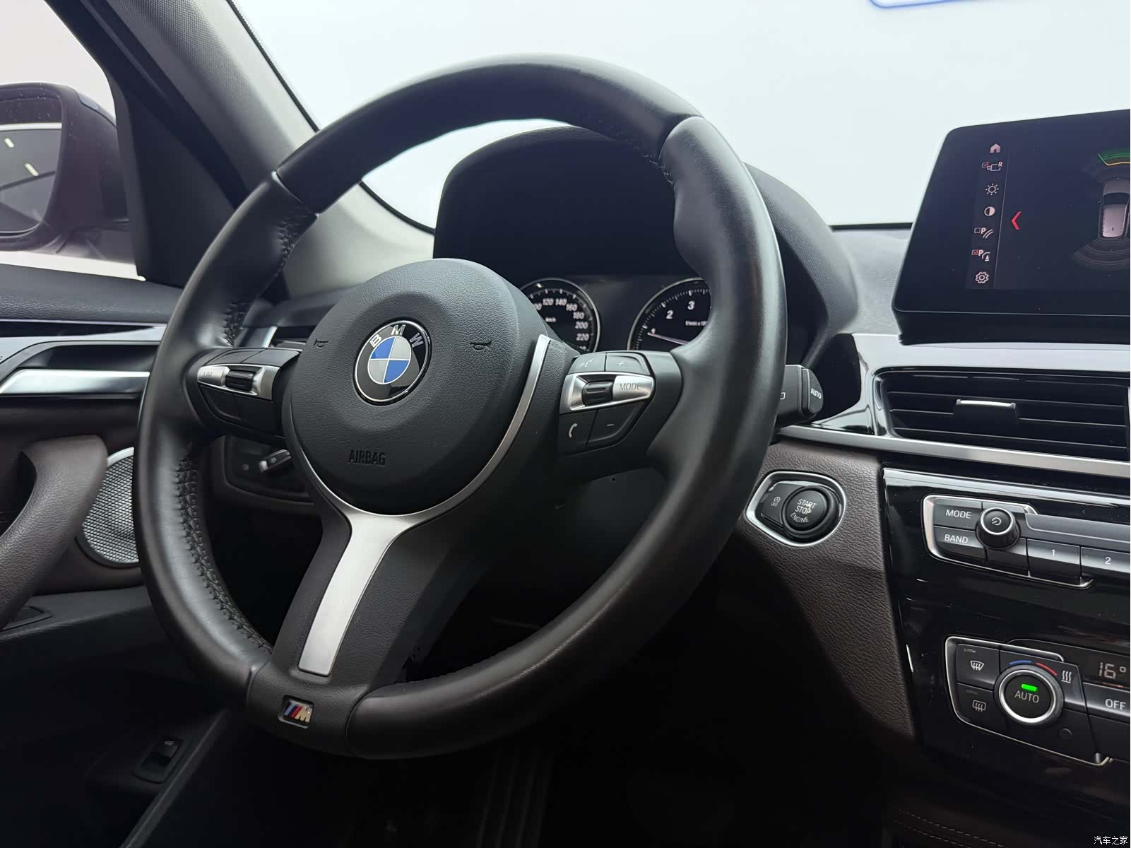 BMW X1, 2021 12