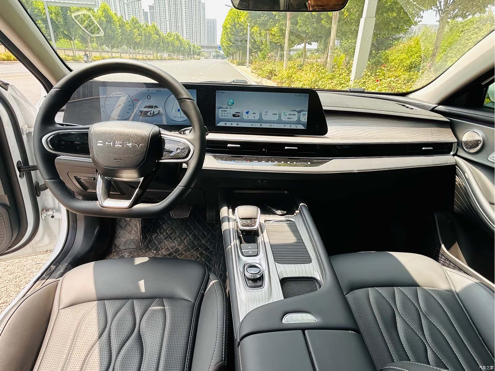 Chery Arrizo 8, 2025 4