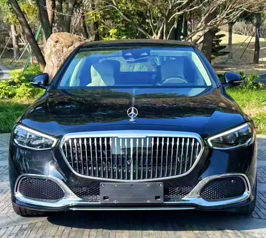 Maybach S-Class, 2023 1