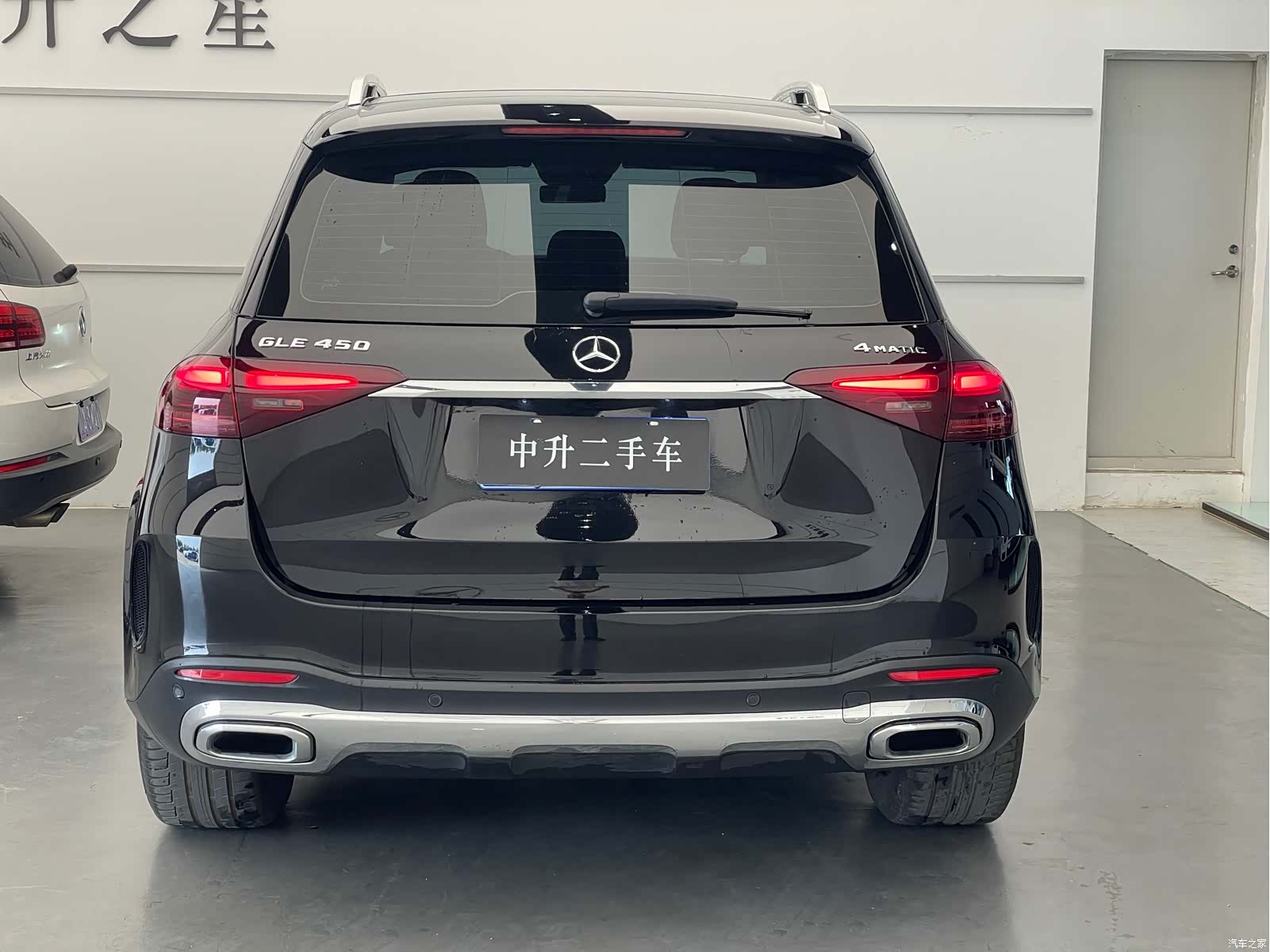 Mercedes-Benz GLE, 2024 13