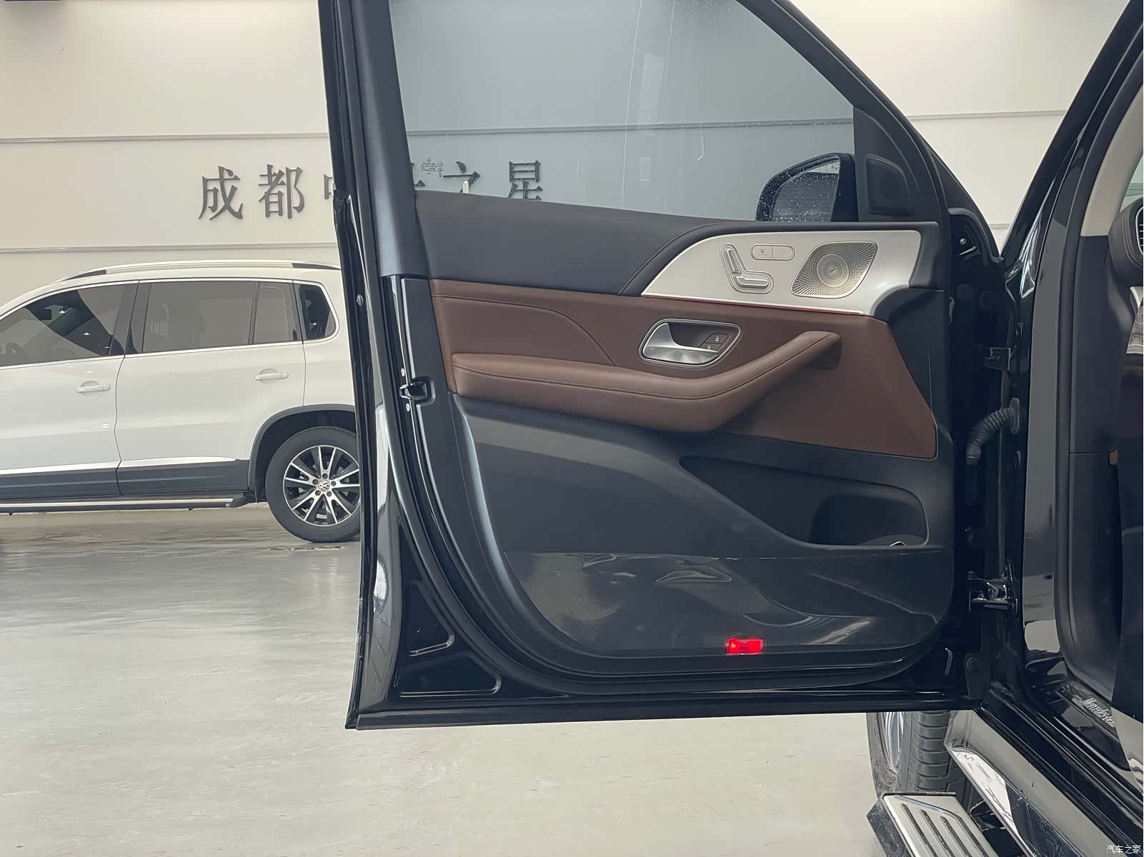 Mercedes-Benz GLE, 2024 4