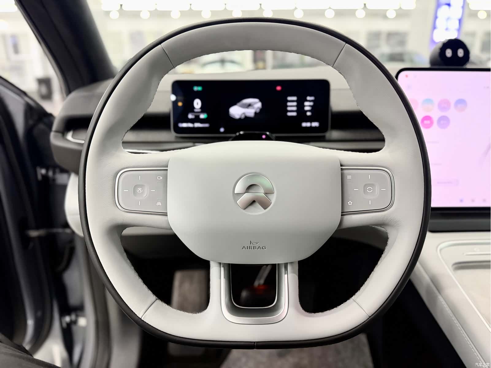 NIO ES6, 2025 13