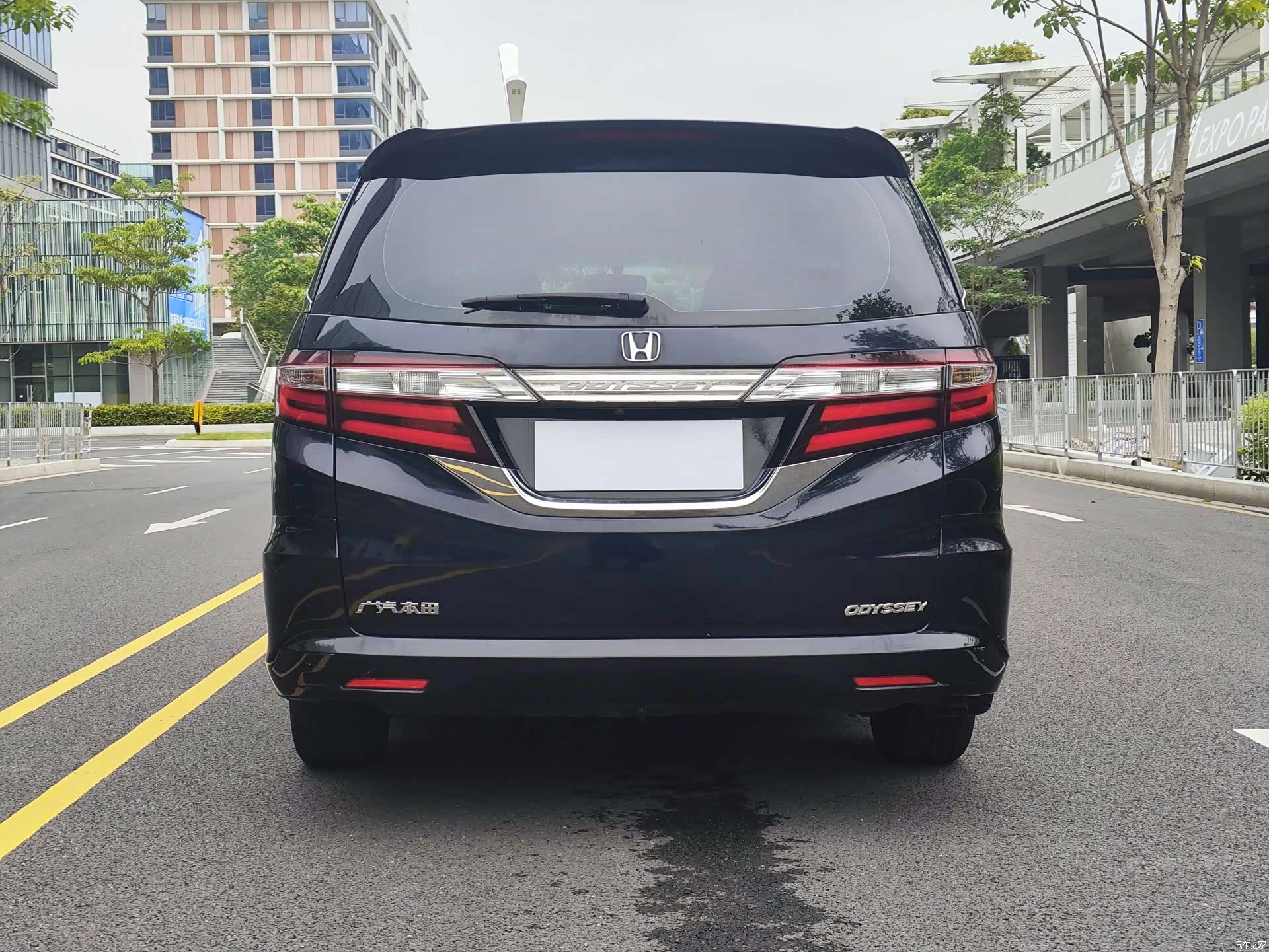 Honda Odyssey, 2016 все фото