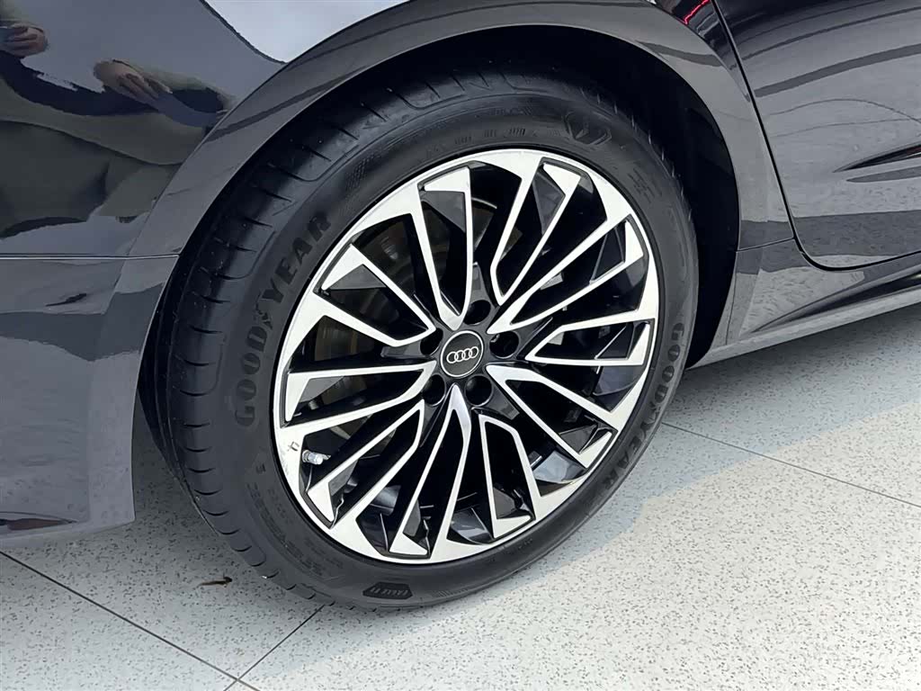 Audi A7L, 2024 31