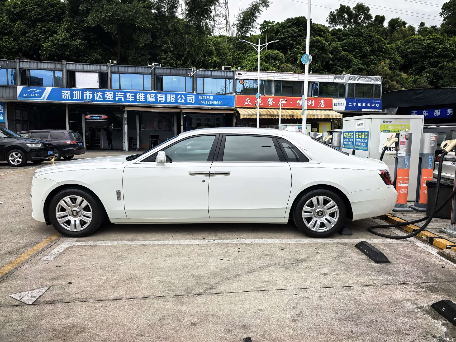 Rolls-Royce Ghost, 2021 9