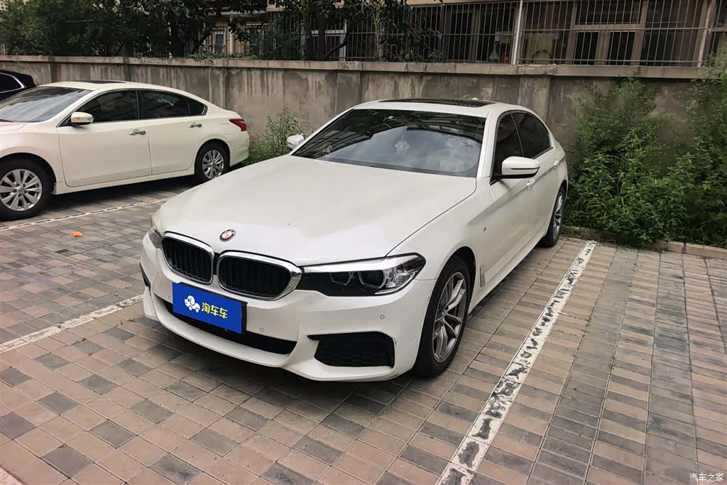 BMW 5 Series, 2020 1