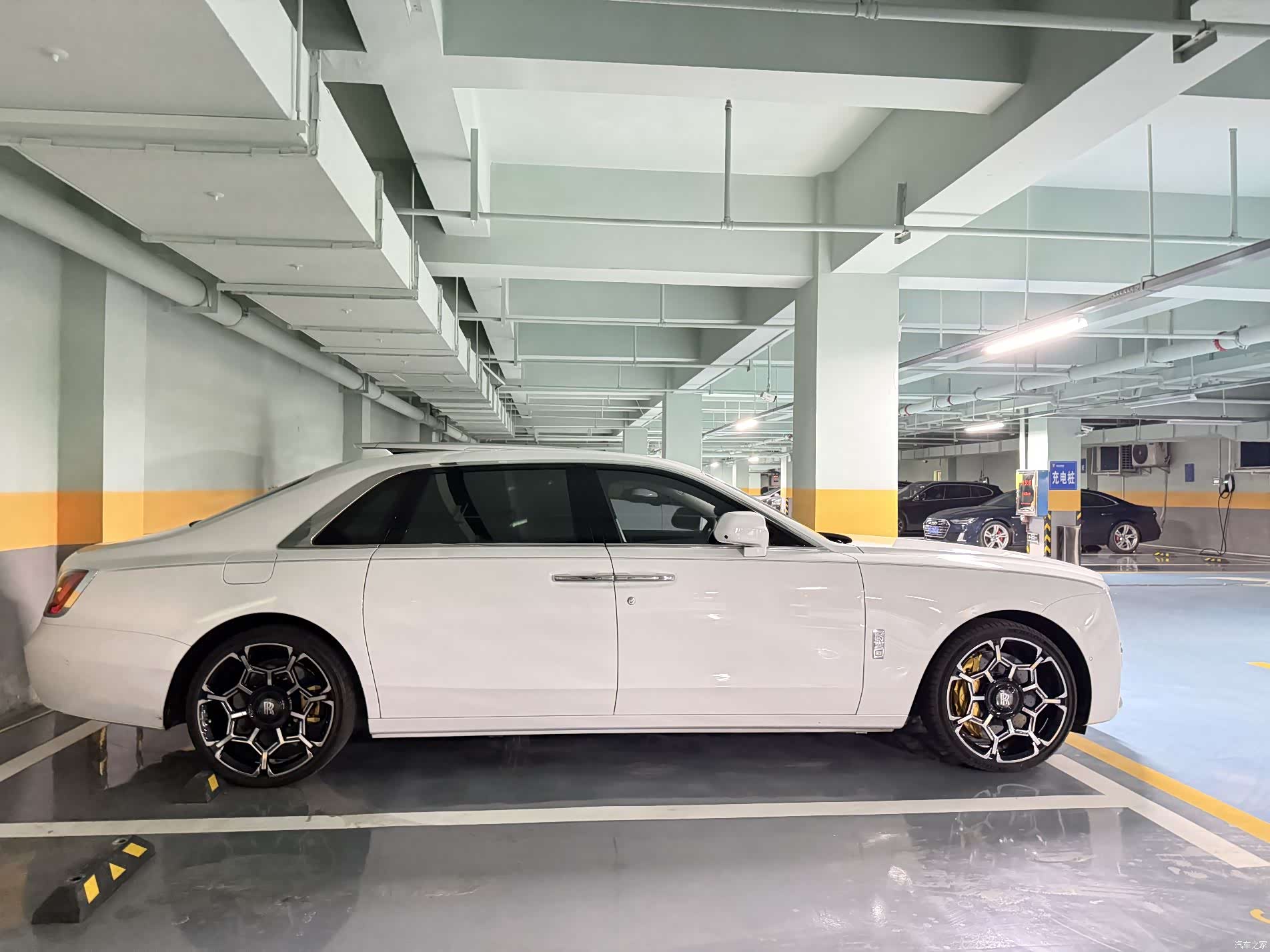 Rolls-Royce Ghost, 2021 2