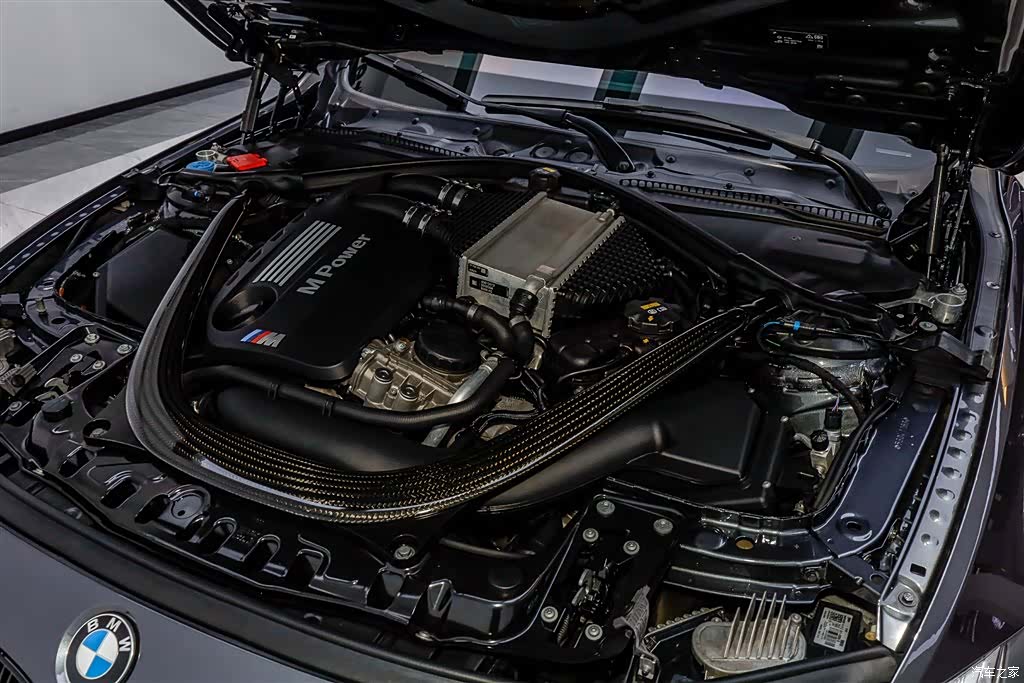 BMW M4, 2019 37