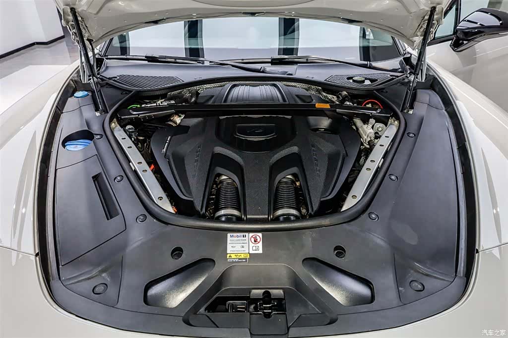 Porsche Panamera, 2022 31