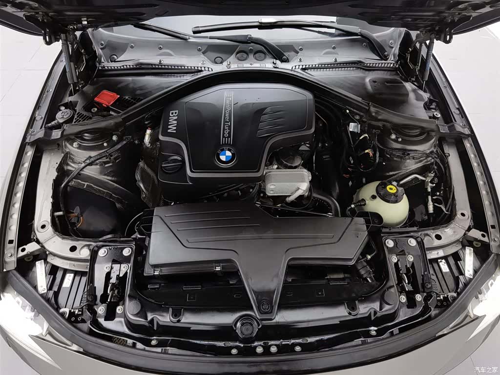 BMW 3 Series, 2013 6