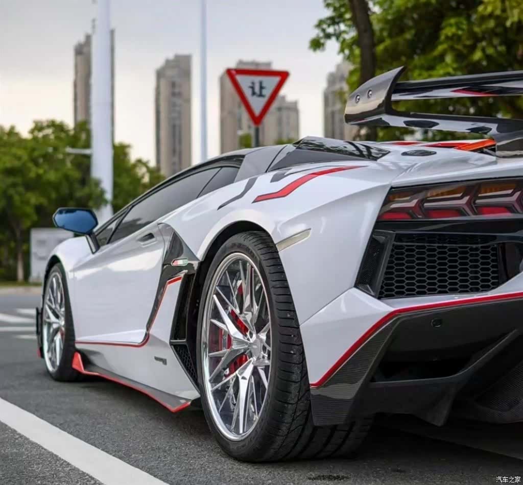 Lamborghini Aventador, 2012 6