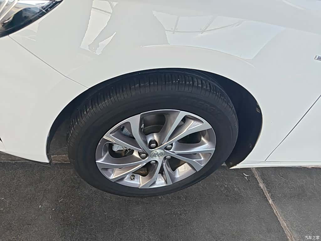 Buick Verano, 2023 23