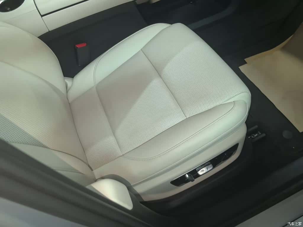 Li Auto L8, 2023 25