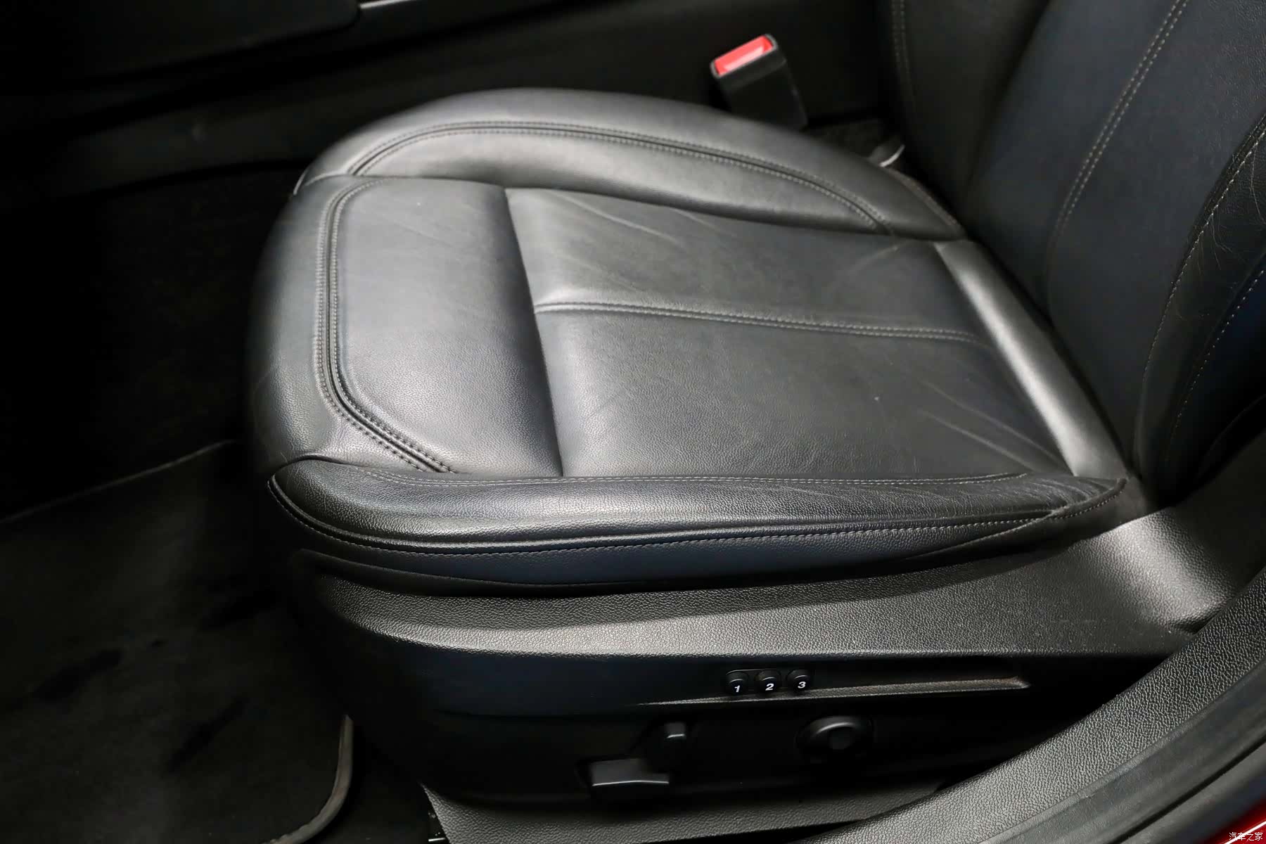 Alfa Romeo Giulia, 2017 16