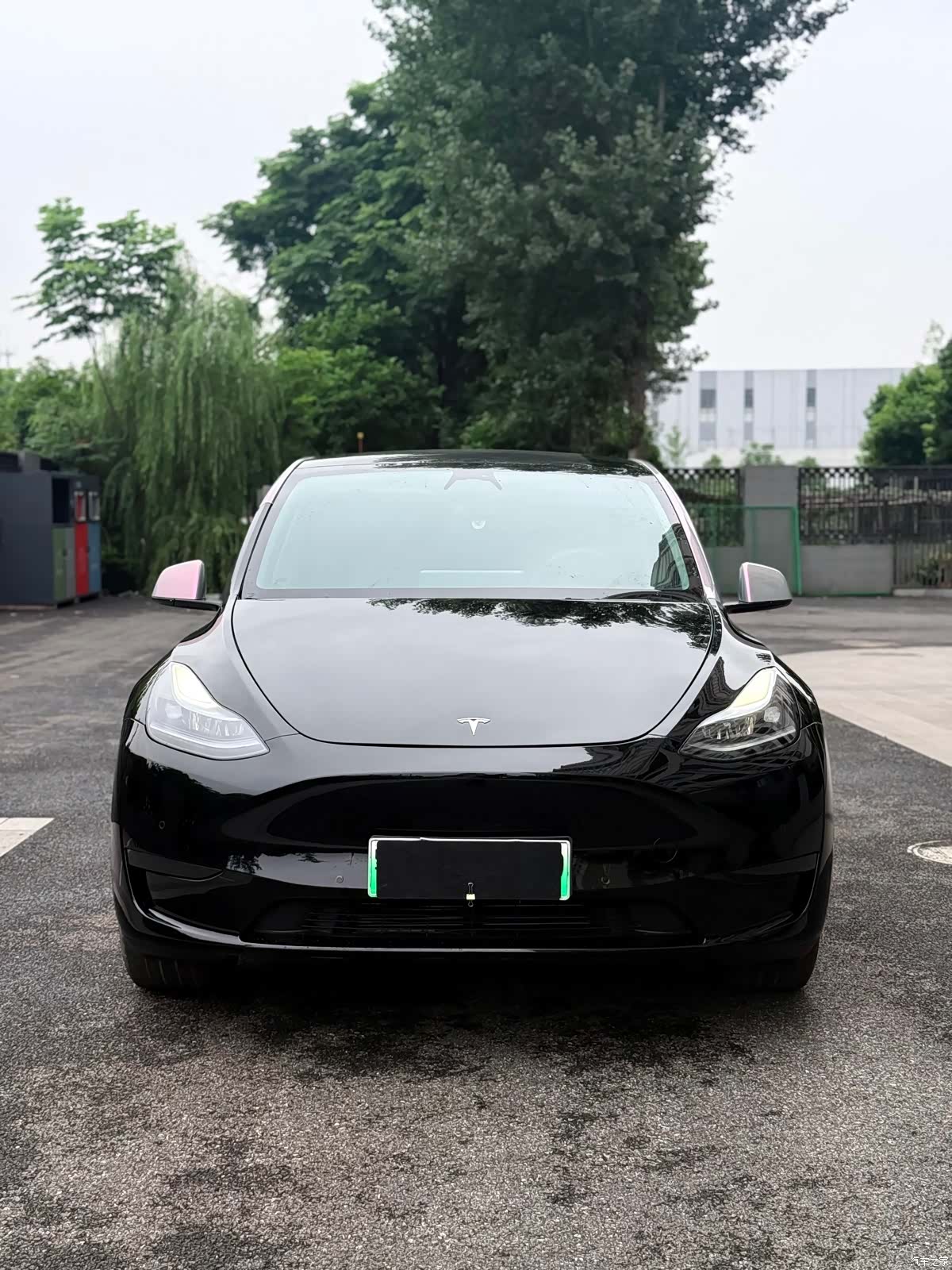 Tesla Model Y, 2023 все фото