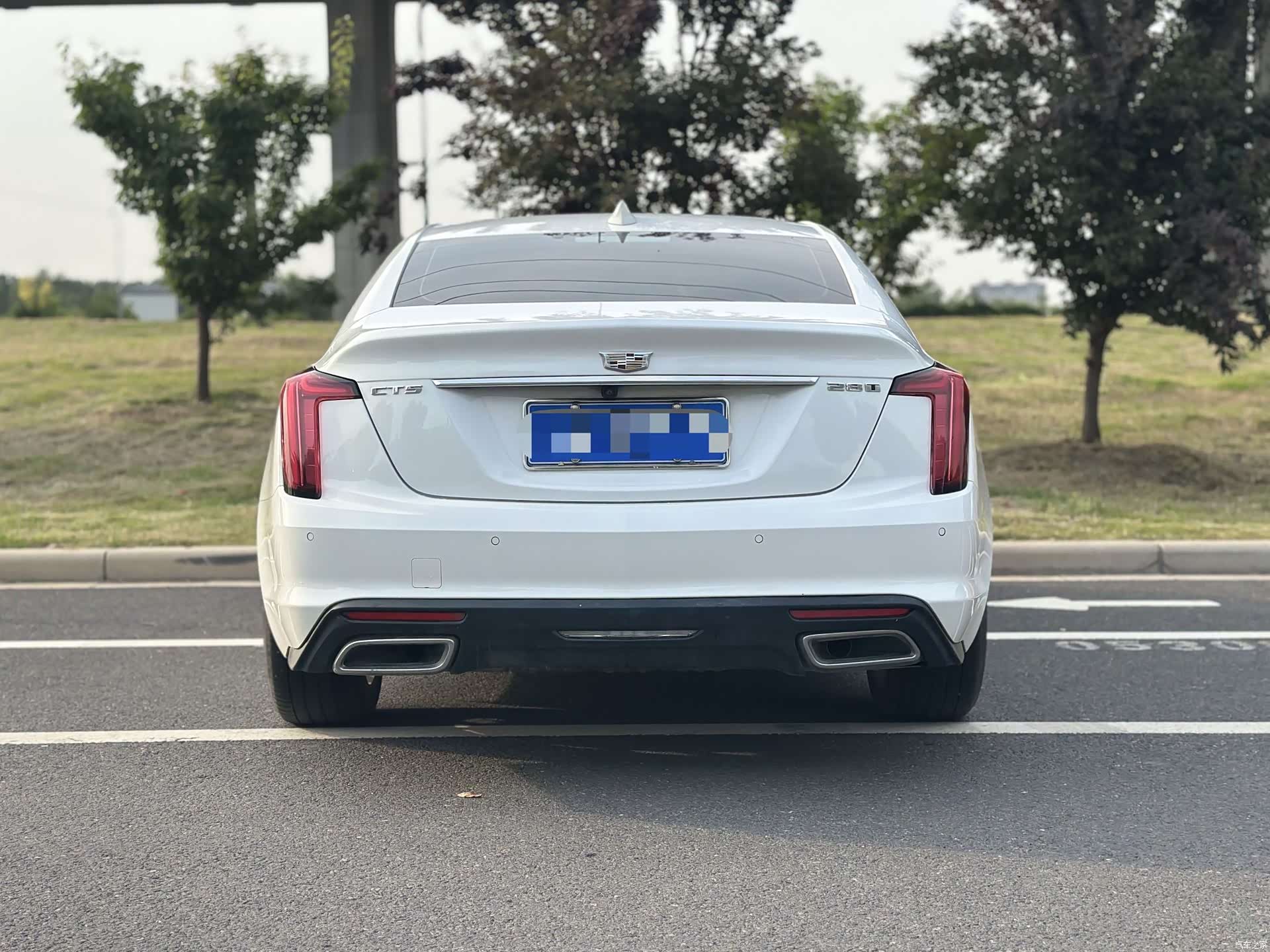 Cadillac CT5, 2023 все фото