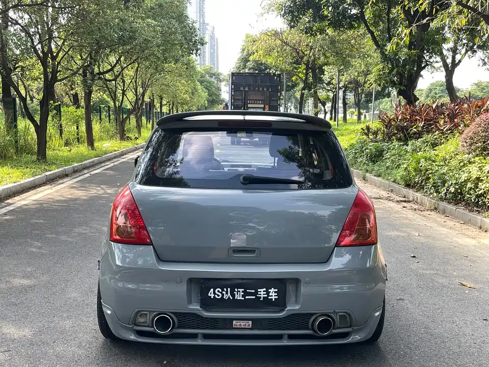 Suzuki Swift Suzuki Swift