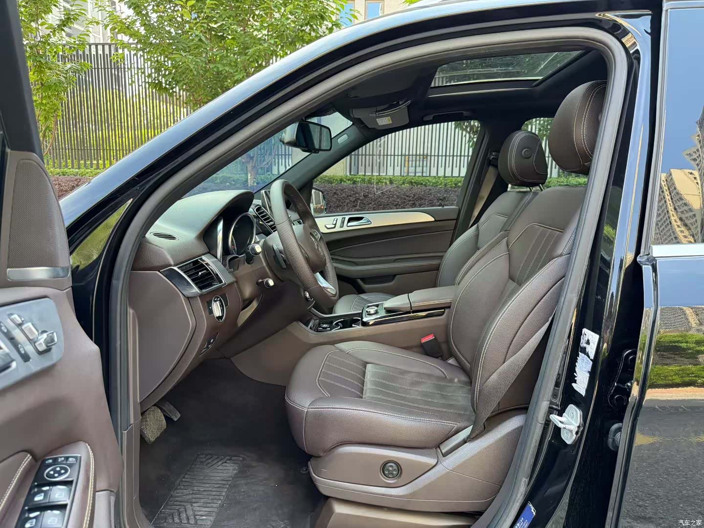 Mercedes-Benz GLE, 2018 4