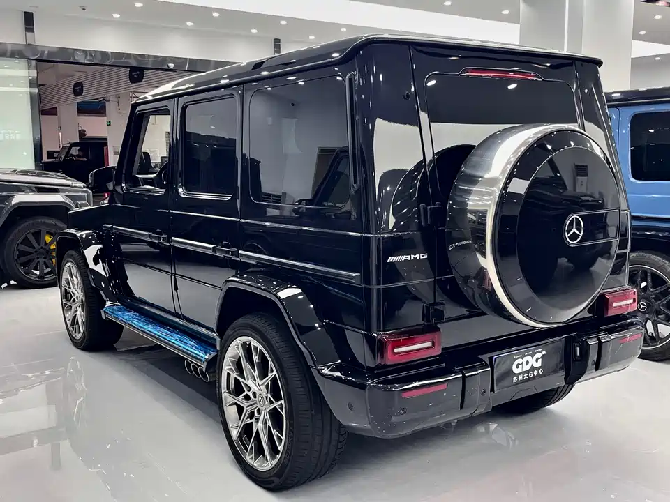 Mercedes-Benz G-class