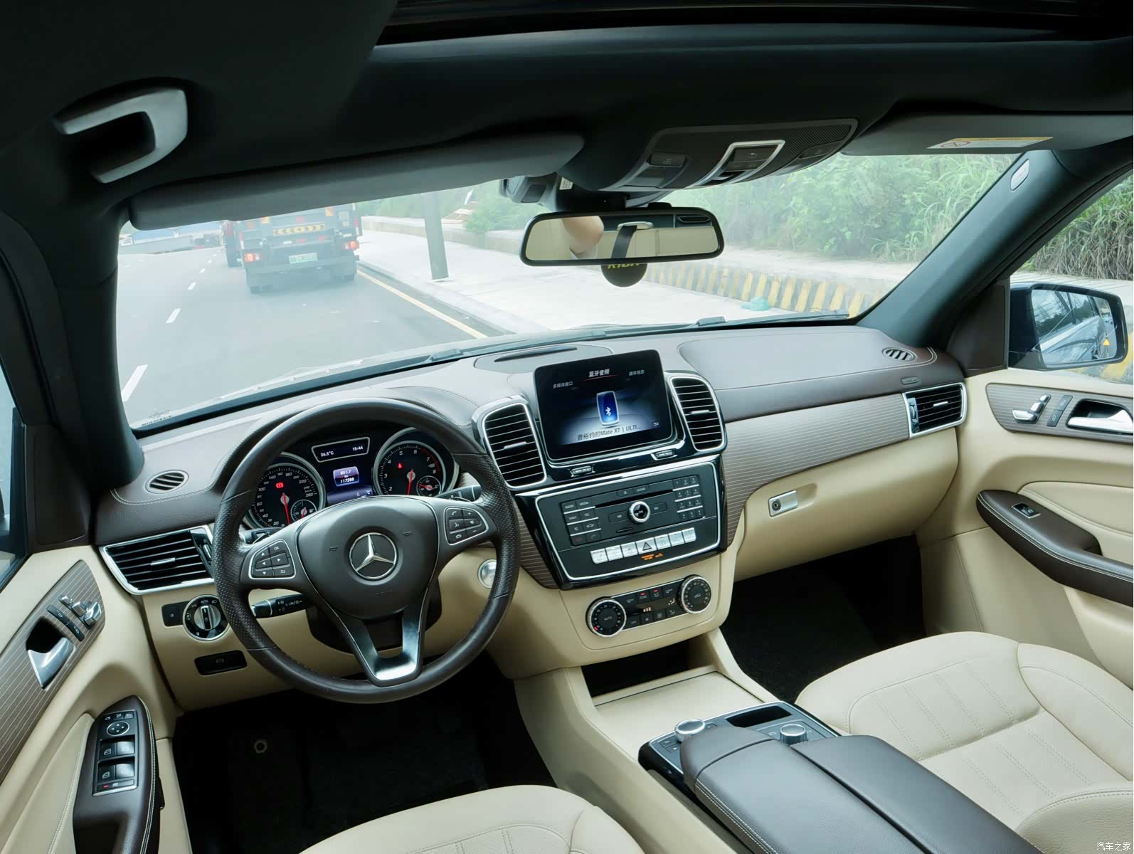 Mercedes-Benz GLE, 2018 12