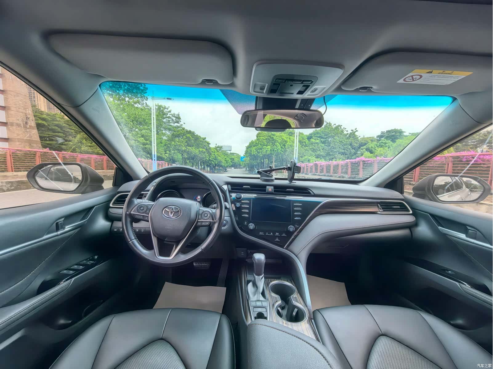 Toyota Camry, 2019 9