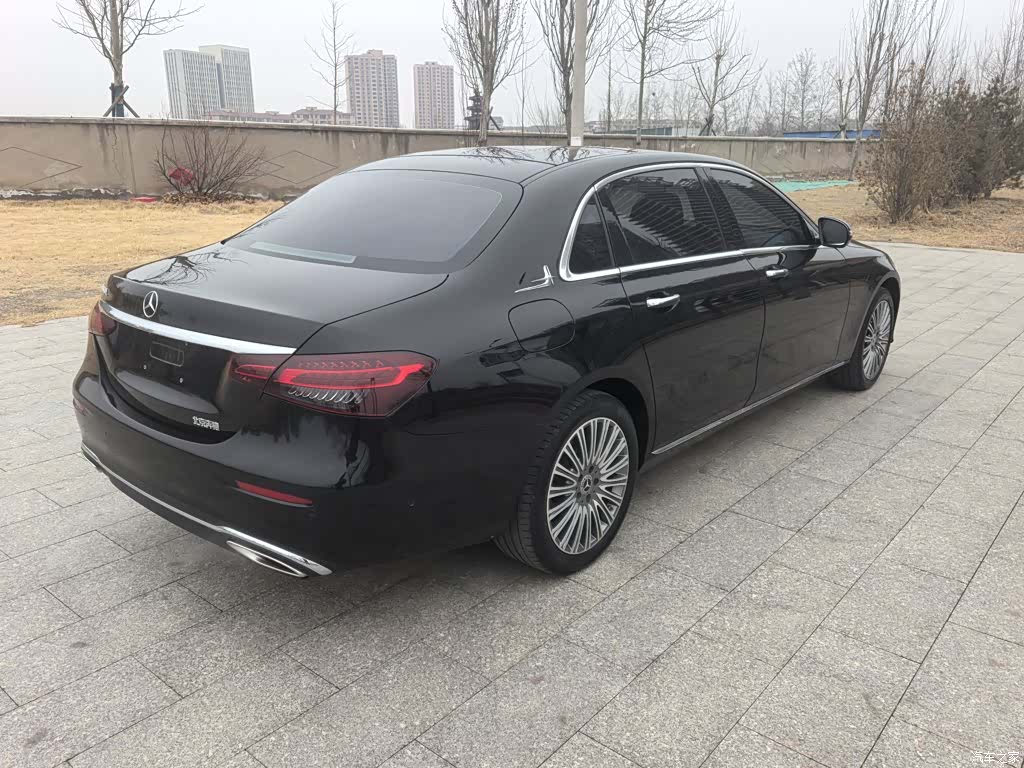 Mercedes-Benz E-Class, 2022 12