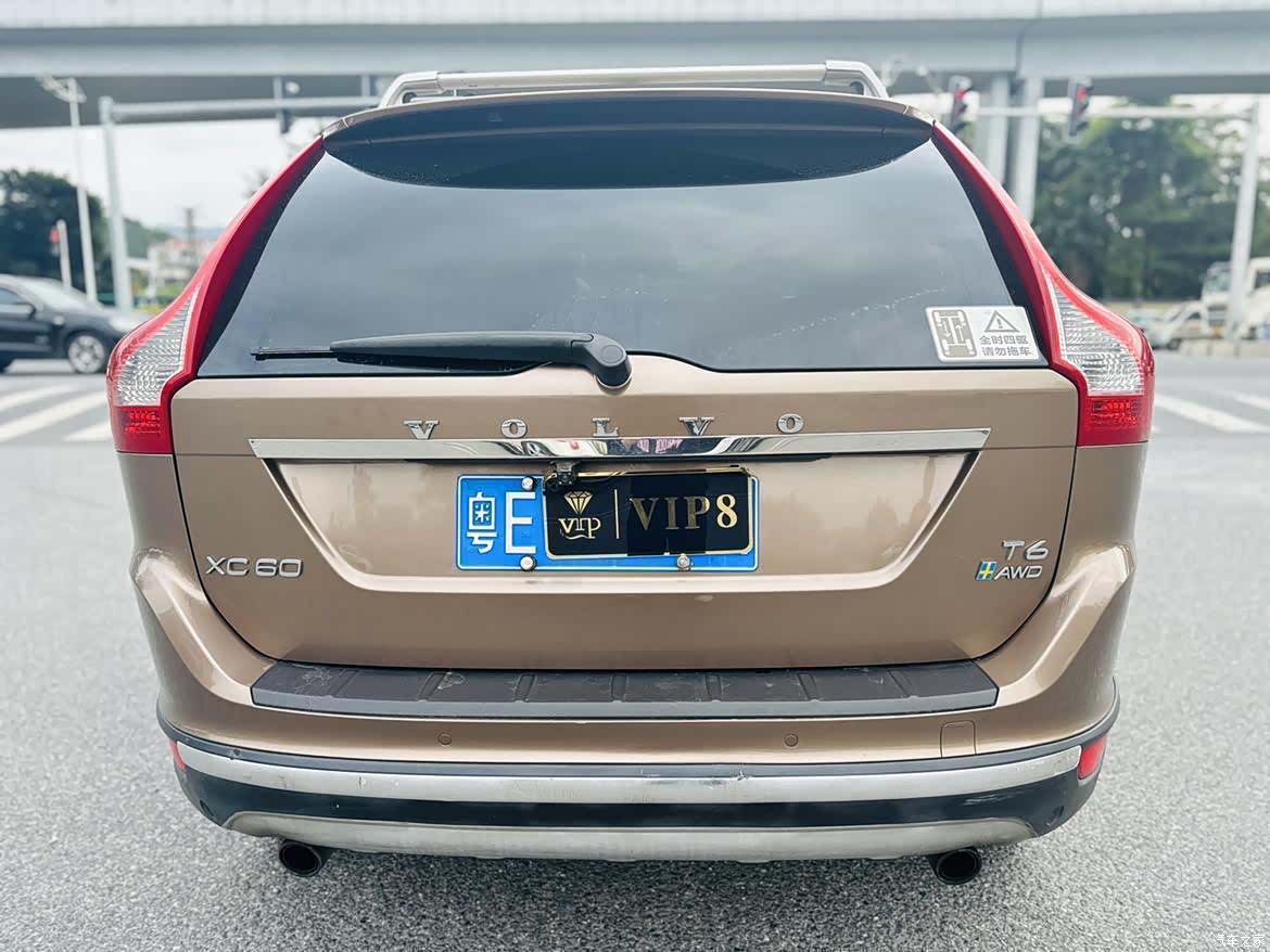 Volvo XC60, 2010 6