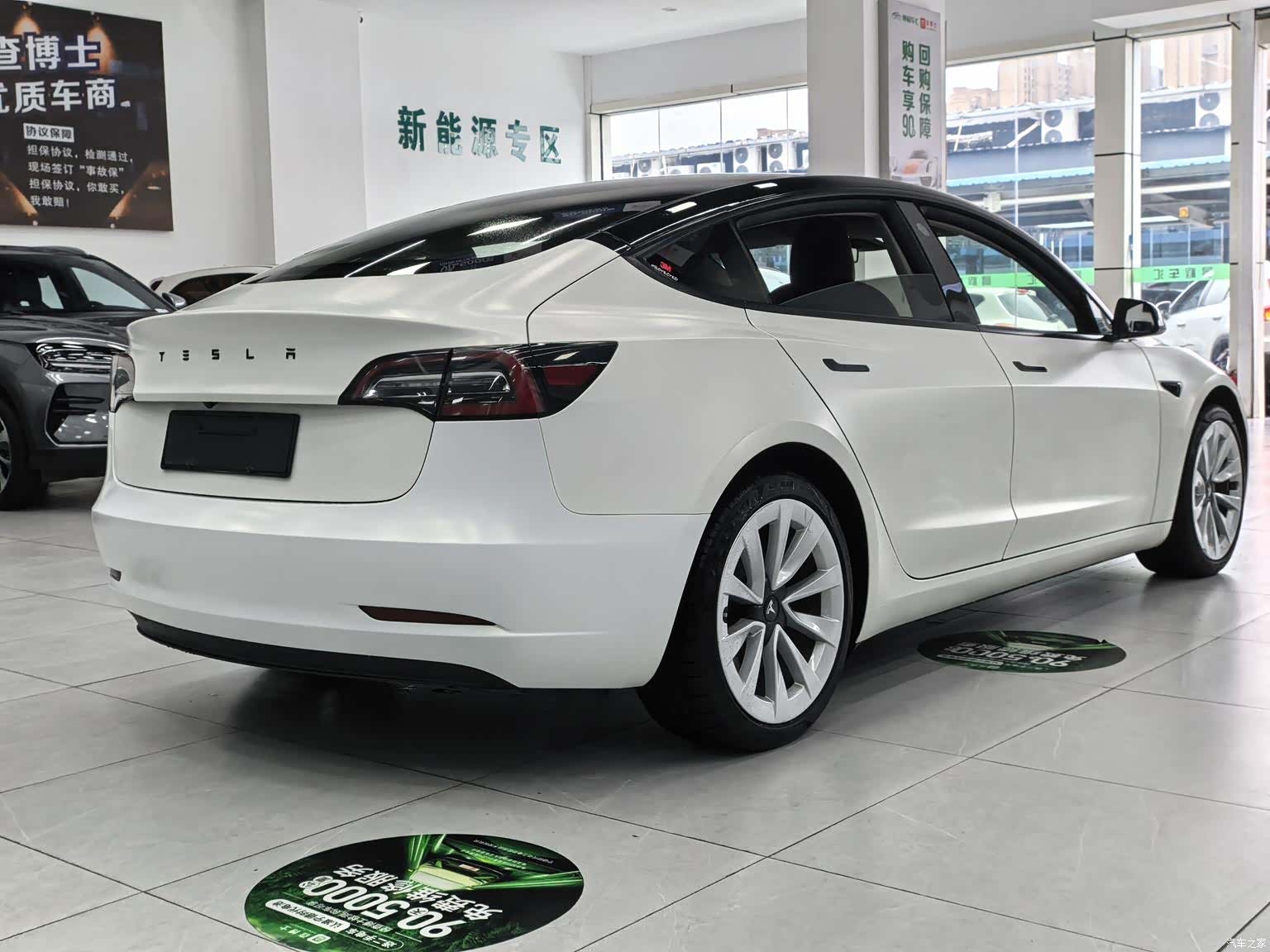 Tesla Model 3, 2021 12