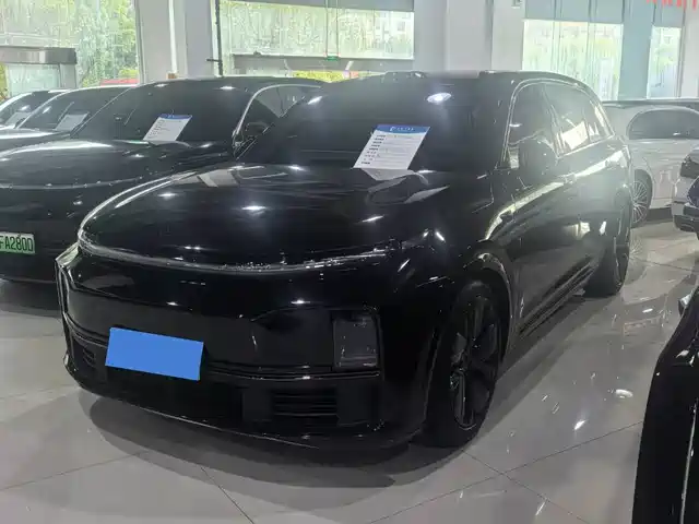 Li Auto L7 2023 — купить из Китая под заказ