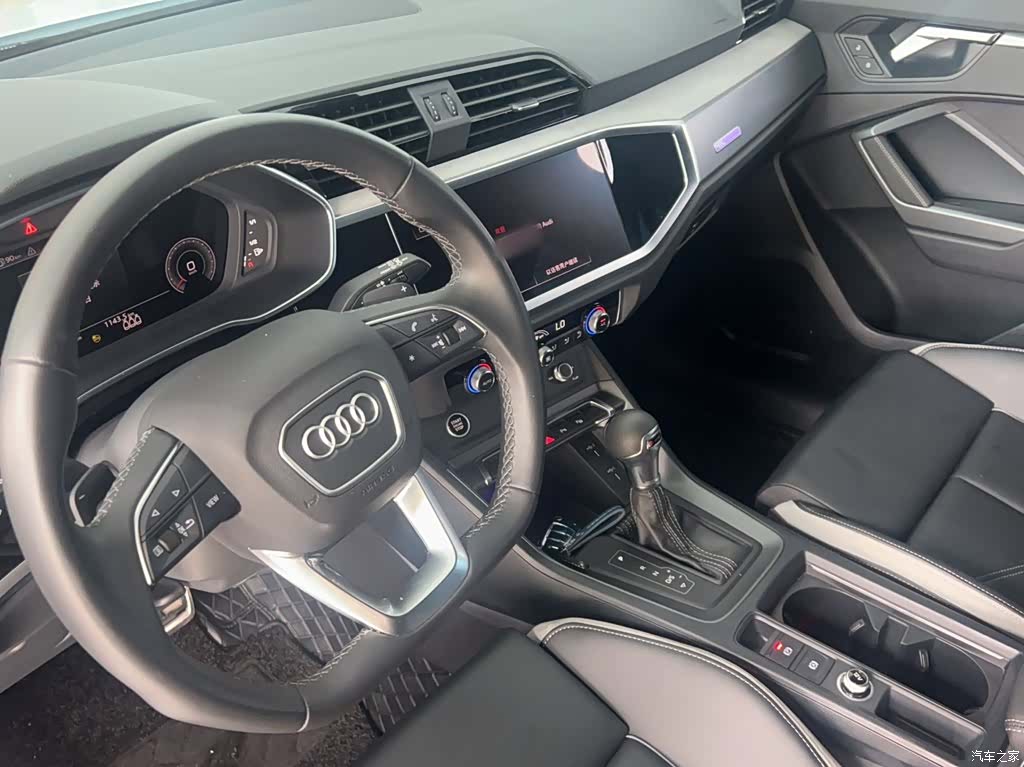 Audi Q3, 2024 15