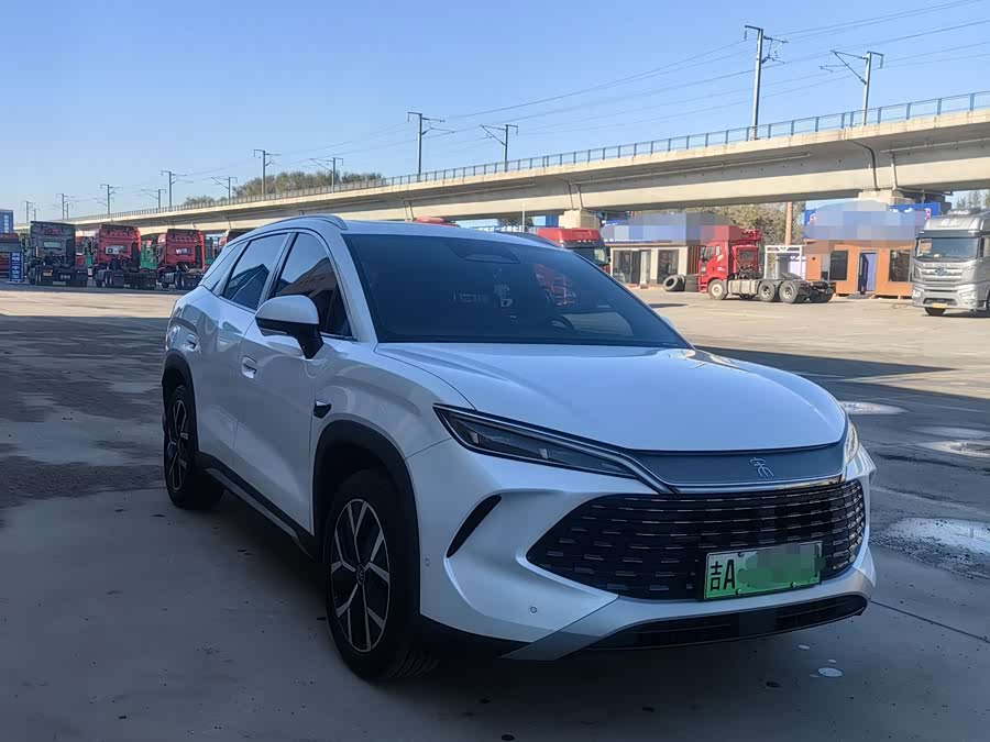 BYD Song L DM-i 2026, фото 3