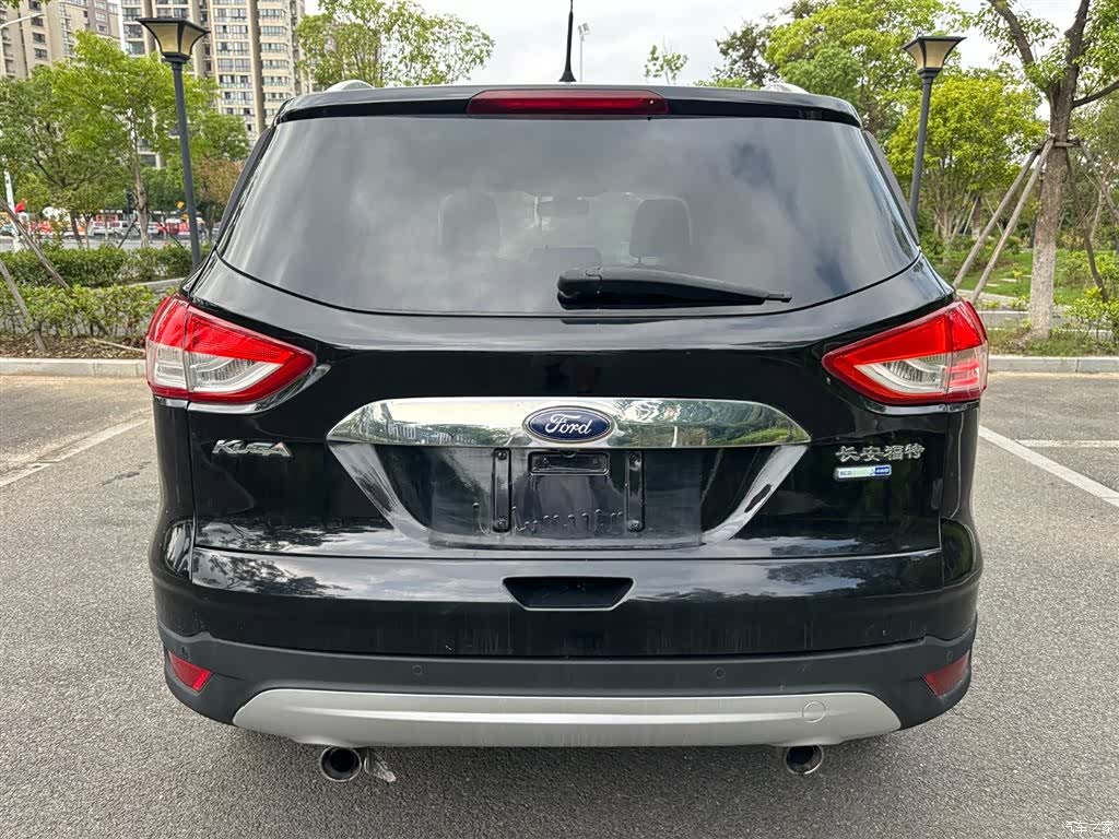 Ford Kuga, 2013 12