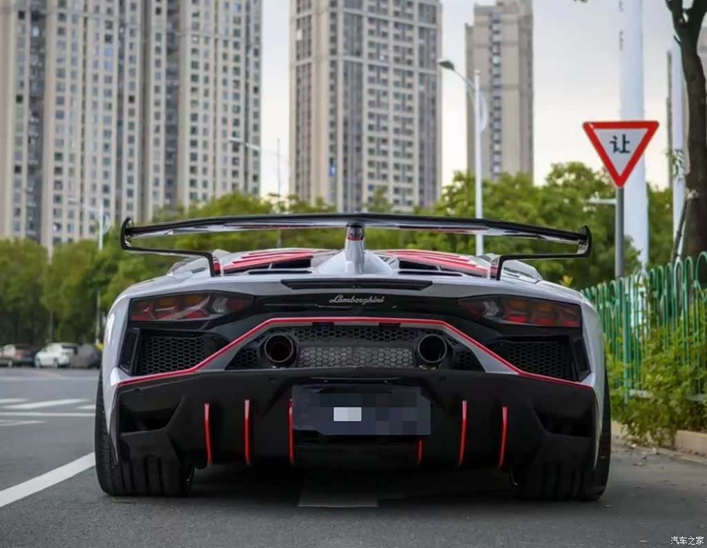 Lamborghini Aventador, 2012 все фото