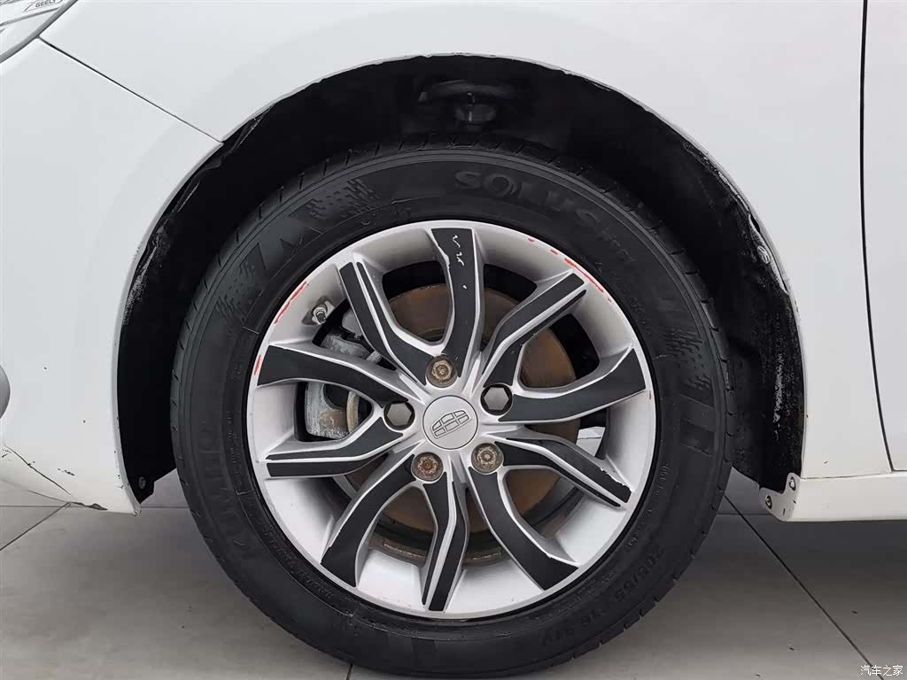 Geely Emgrand, 2017 17