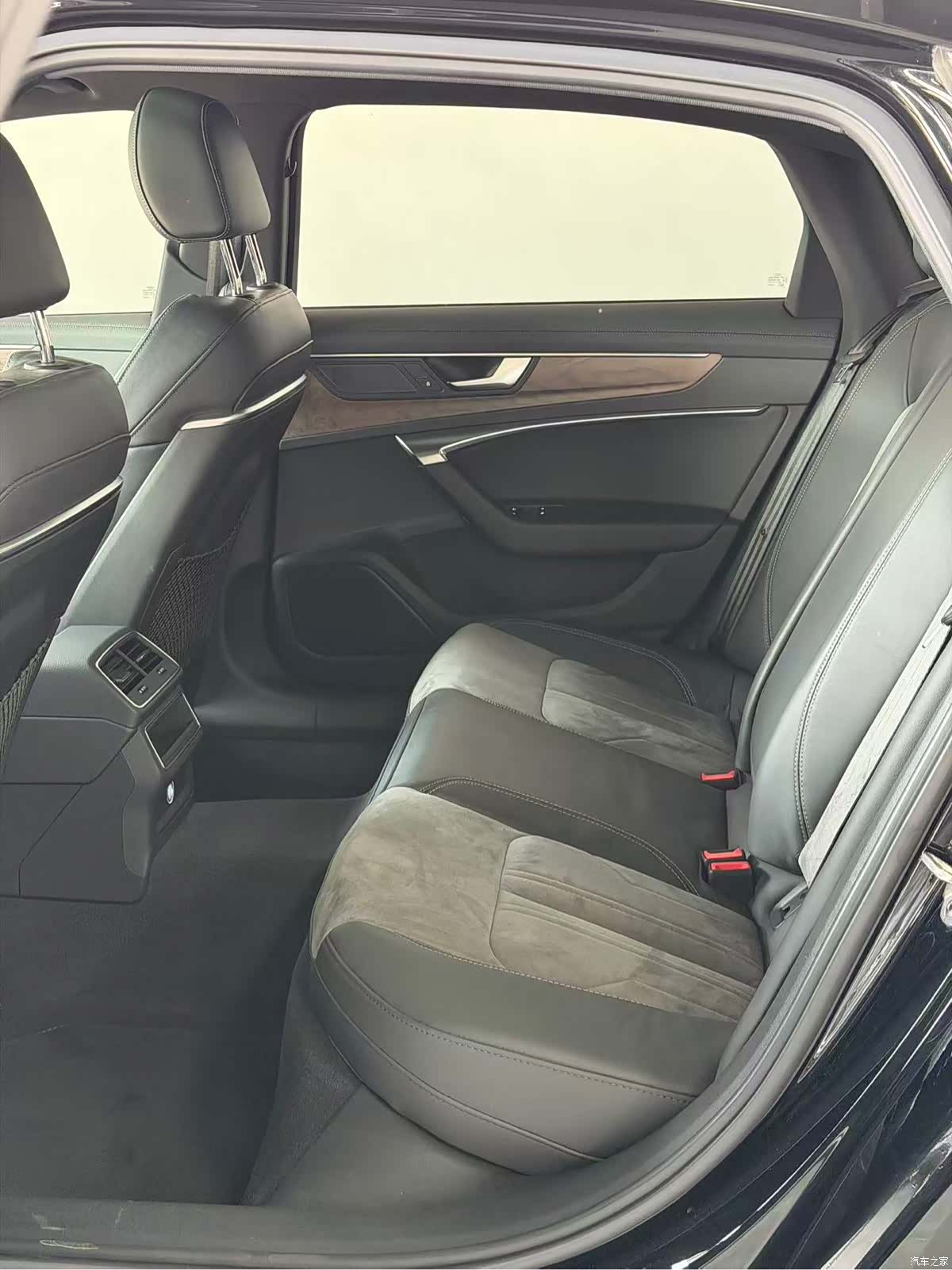 Audi A6L, 2020 15