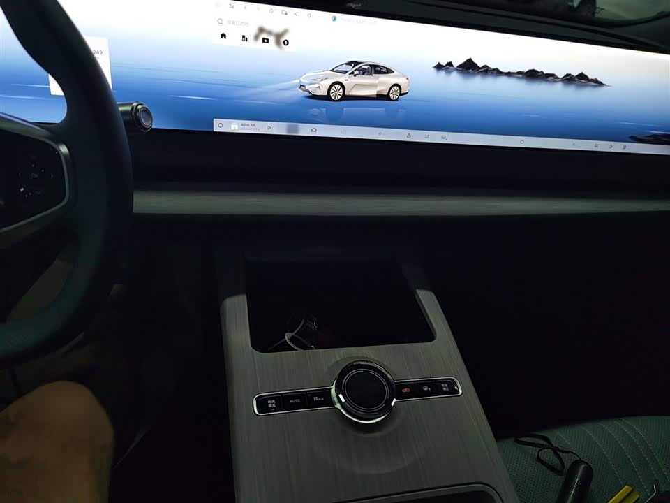 Geely Galaxy Galaxy E8