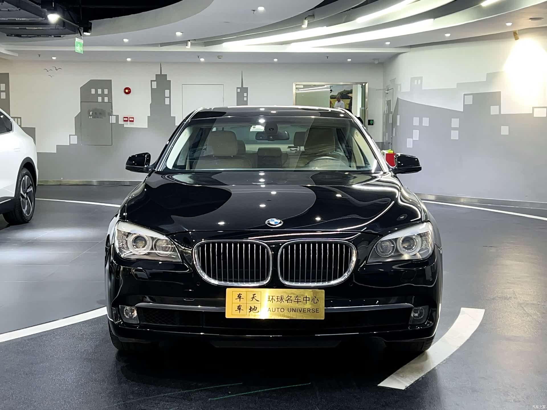 BMW 7 Series, 2011 2