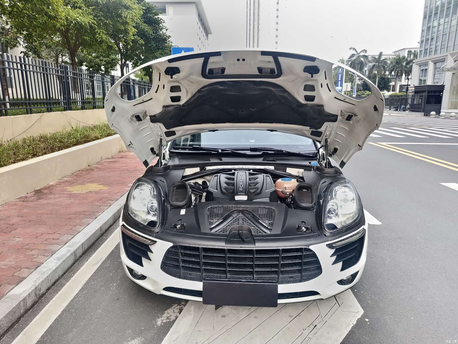 Porsche Macan, 2016 12