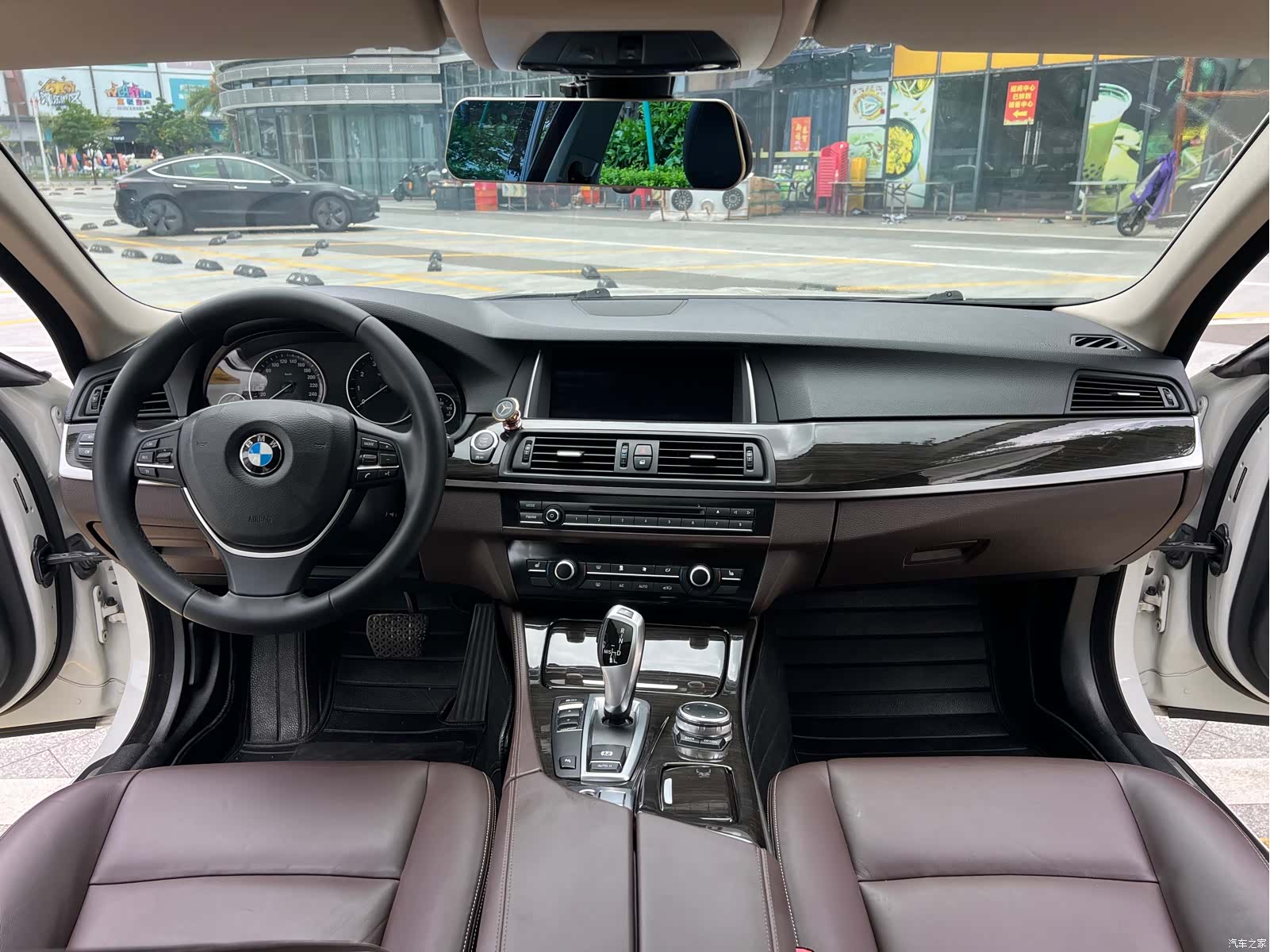 BMW 5 Series, 2015 15