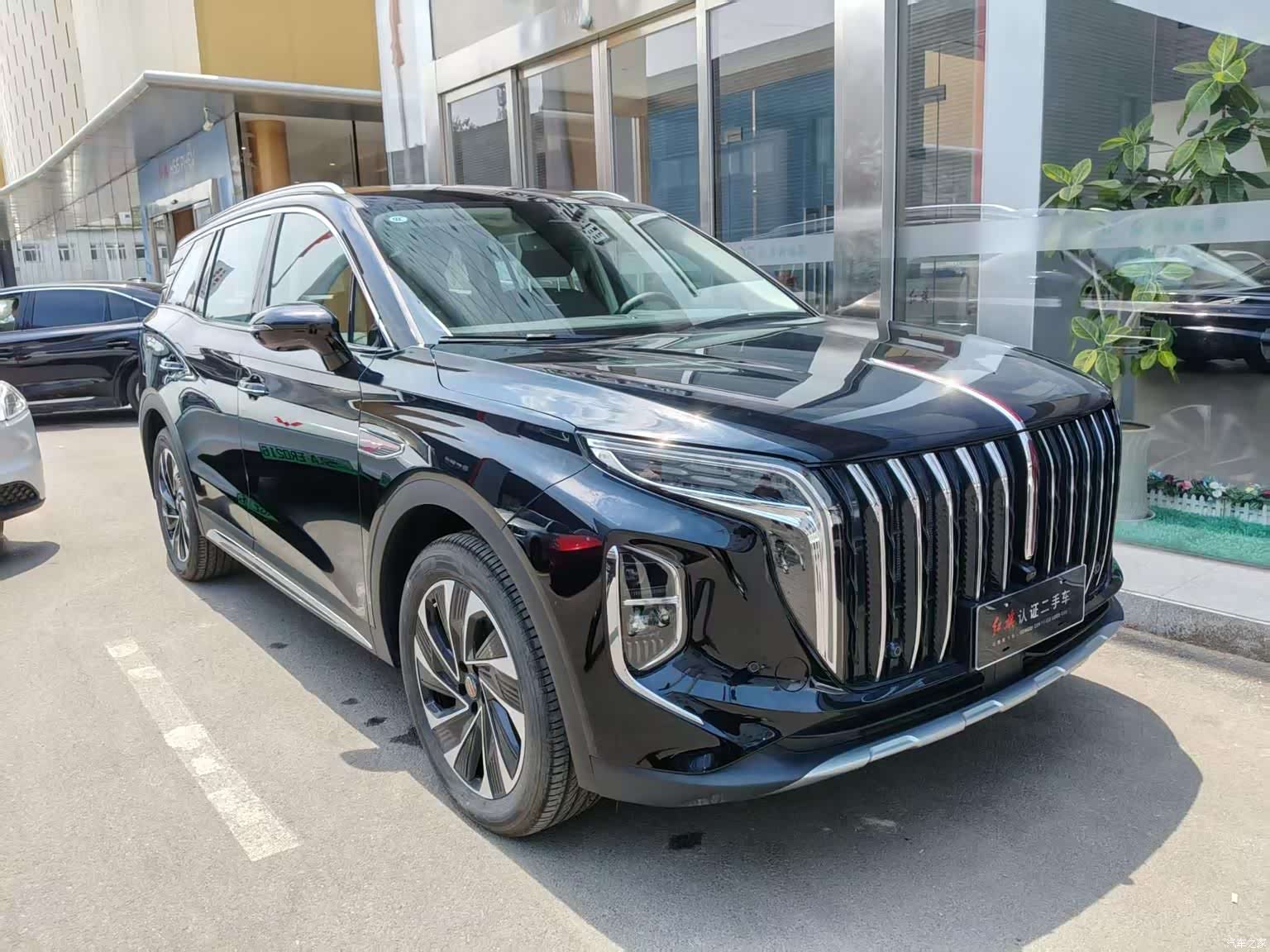 Hongqi HS7, 2026 3
