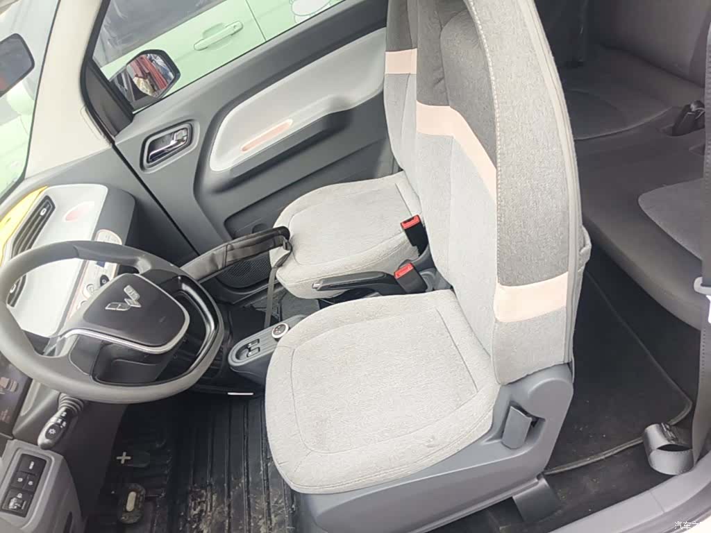 Wuling MINIEV, 2022 15