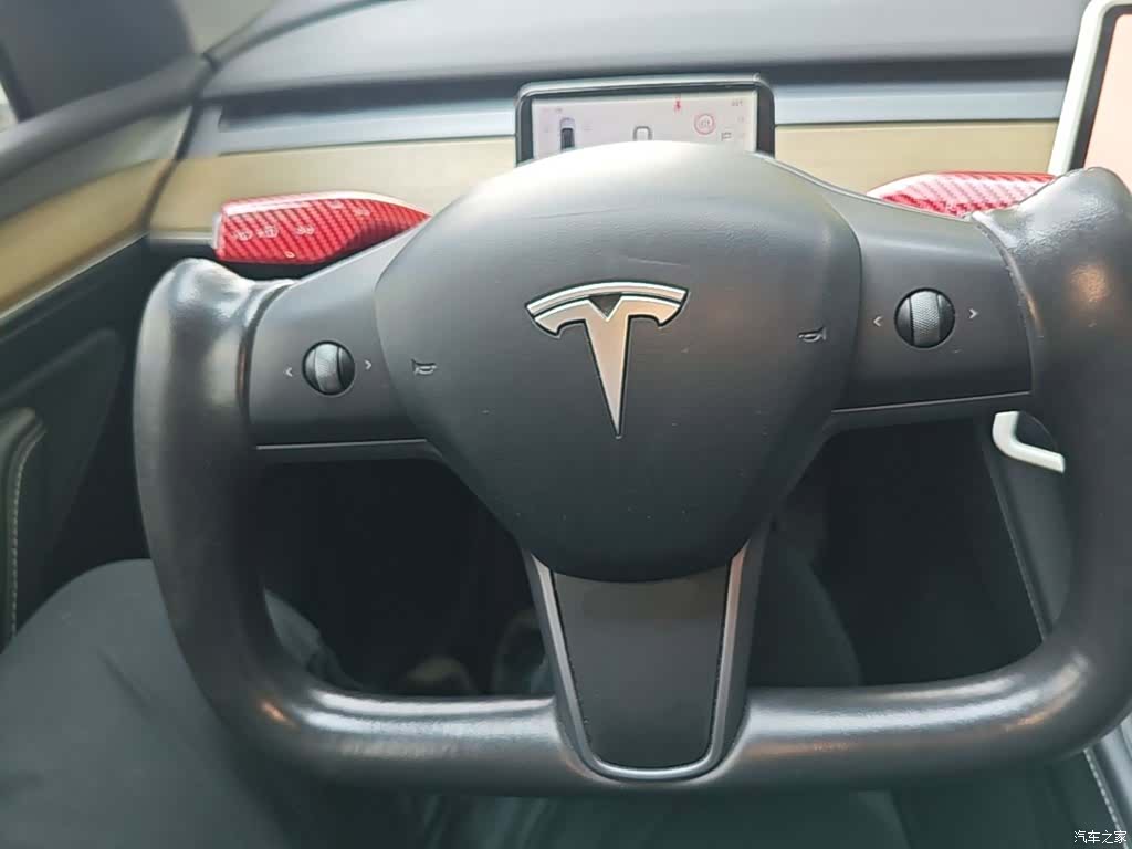 Tesla Model Y, 2023 11
